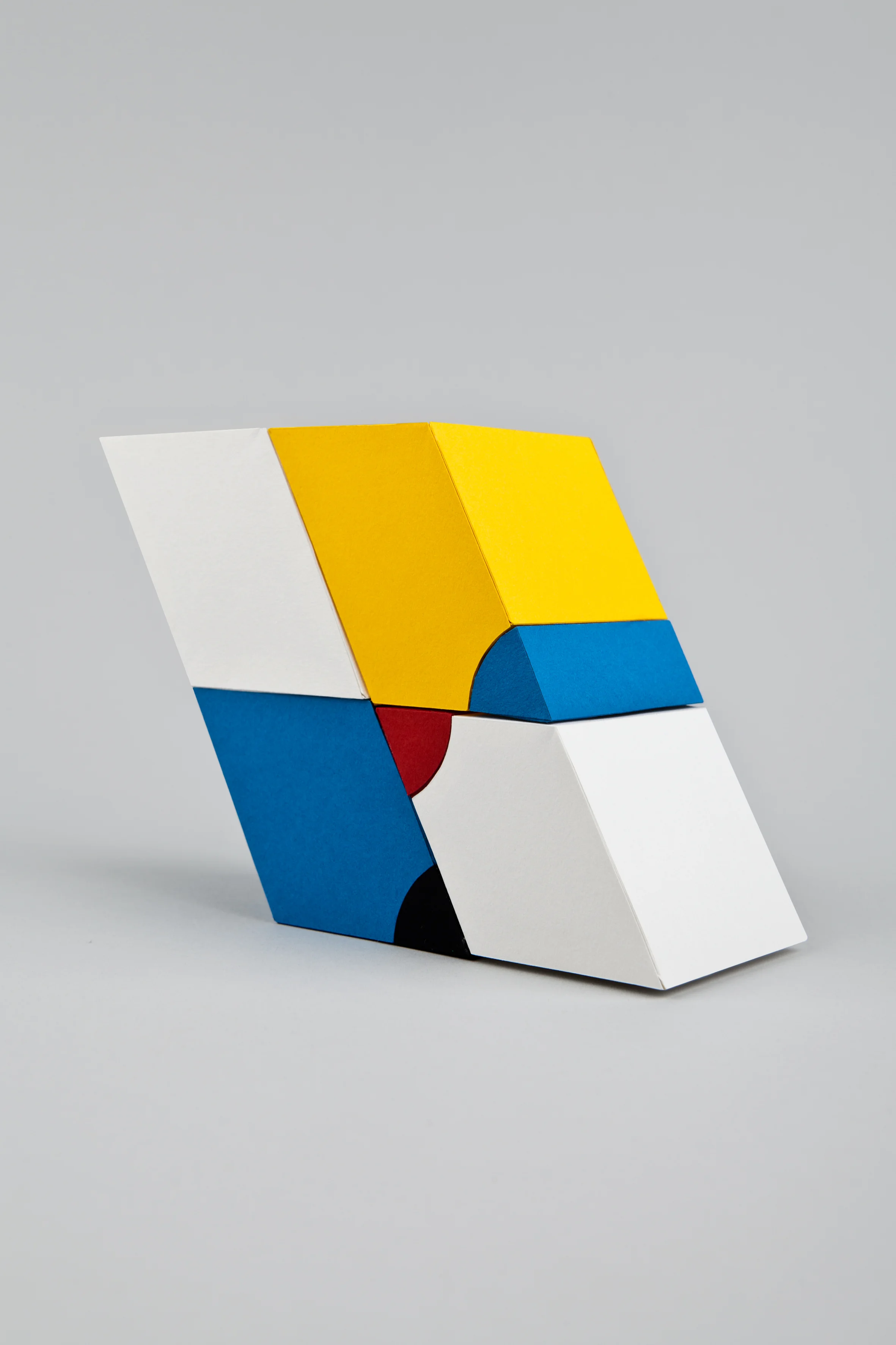 A folded paper model from Helen Friel’s Here’s Looking at Euclid, built from Byrne’s red, blue, and yellow figures